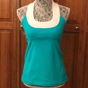 [Lululemon Athletica] Scoop Neck Tank Top | 8